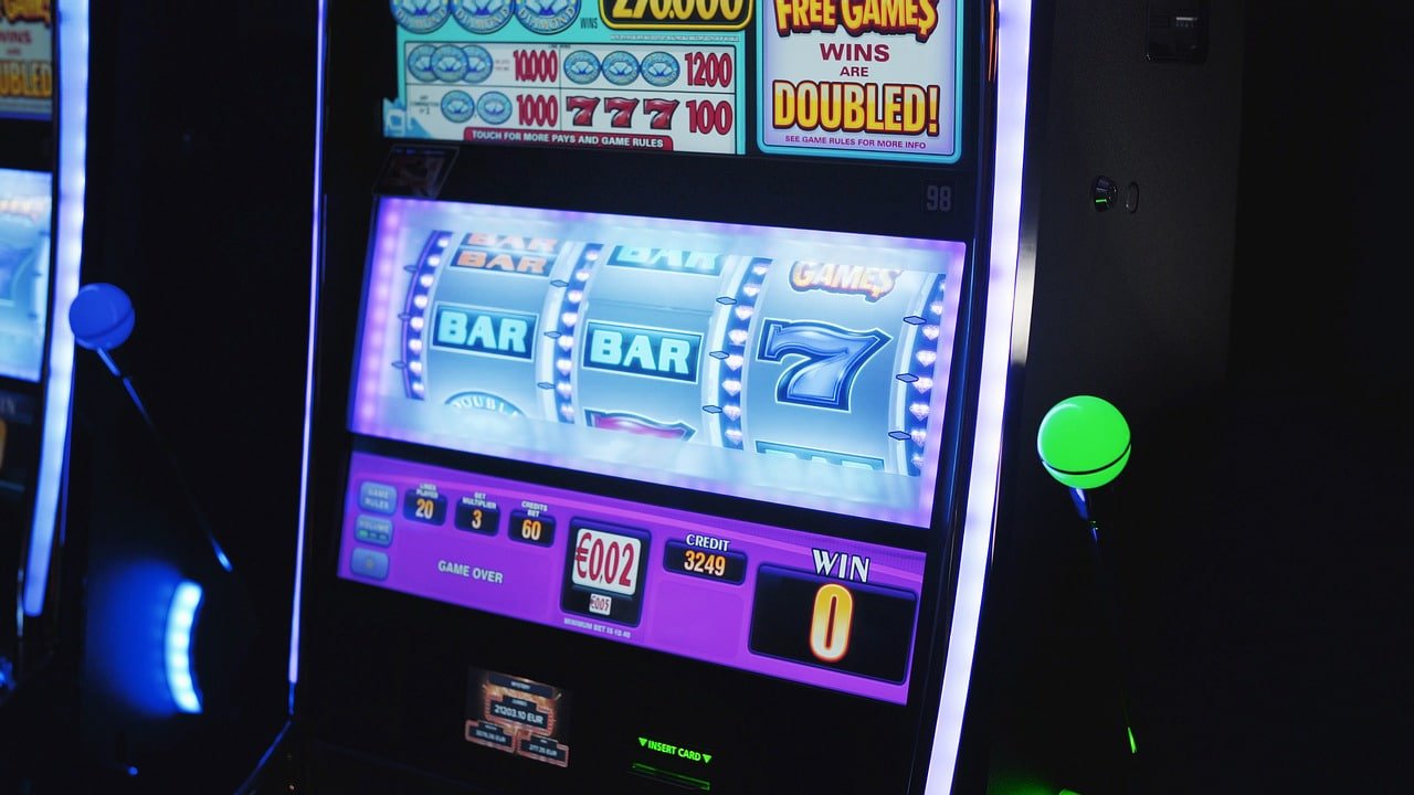 Akses mobile smktoto untuk poker kartu